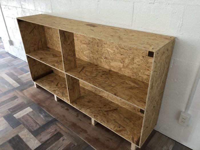 ｏｓｂが有能過ぎる 事務所の棚を作りました 沖縄の土地 中古不動産リノベーション株式会社イエカリヤ